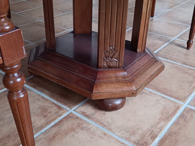 Mesa de madera maciza extensible
